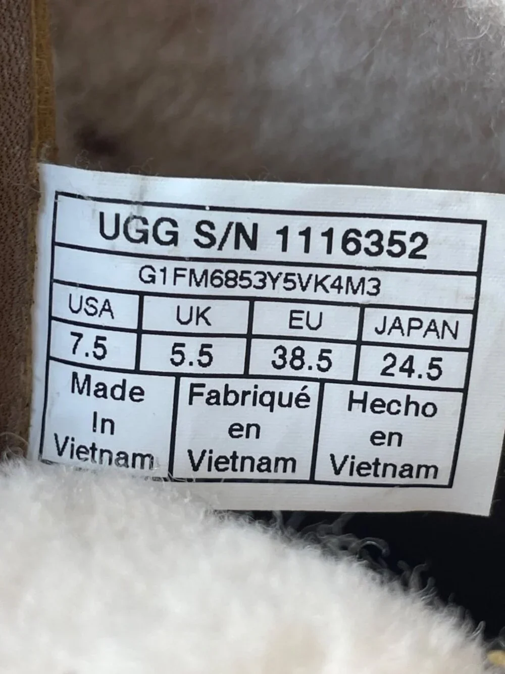 UGG Men’s Brown & Black Leather Suede Waterproof Lace-Up Winter Boots Size 7.5